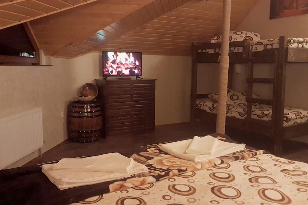 Duvaro Guesthouse Raduil Bagian luar foto