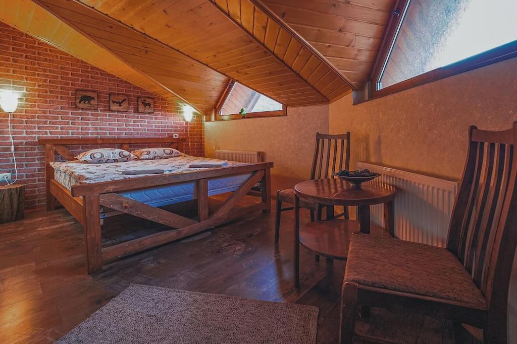 Duvaro Guesthouse Raduil Bagian luar foto