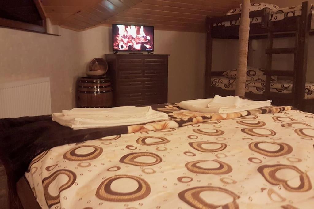 Duvaro Guesthouse Raduil Bagian luar foto